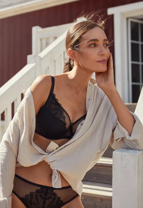 Biustonosz półusztywniany Gorteks Angel Czarny