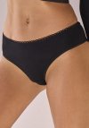 Róża Figi Model Pure Promise Nr 20 191800 Black