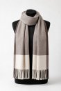 Kolor: beżowy